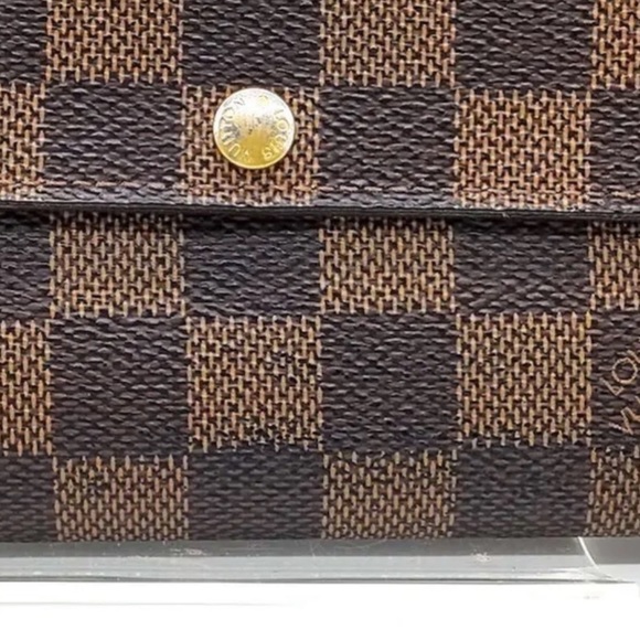 Louis Vuitton Damier Long Wallet Portefeuille Sarah Shoulder/ Crossbody Bag. - Picture 14 of 16